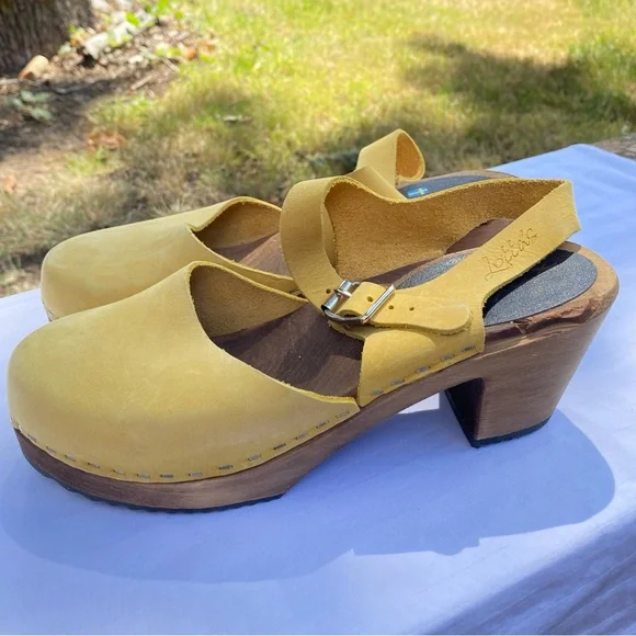 Lottas High Wood Mary Jane Clogs Yellow Size 39 (US8.5) - Picture 1 of 9